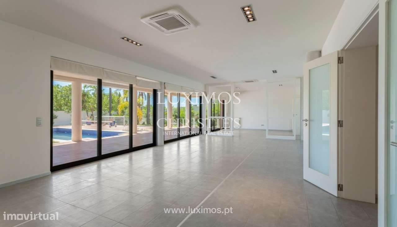 Fantástica moradia independente V3 para venda em Tavira, Algarve - Grande imagem: 4/28