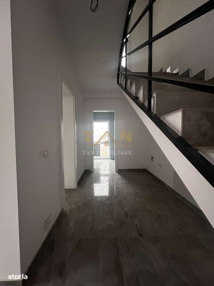 Duplex de vânzare Giarmata 4 camere - Imagine principală: 5/13