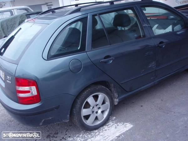 Skoda Fabia 1.4 TDI ( 75 cv  AMF ) 2005. - Pecas de mecanica e chapa - 1