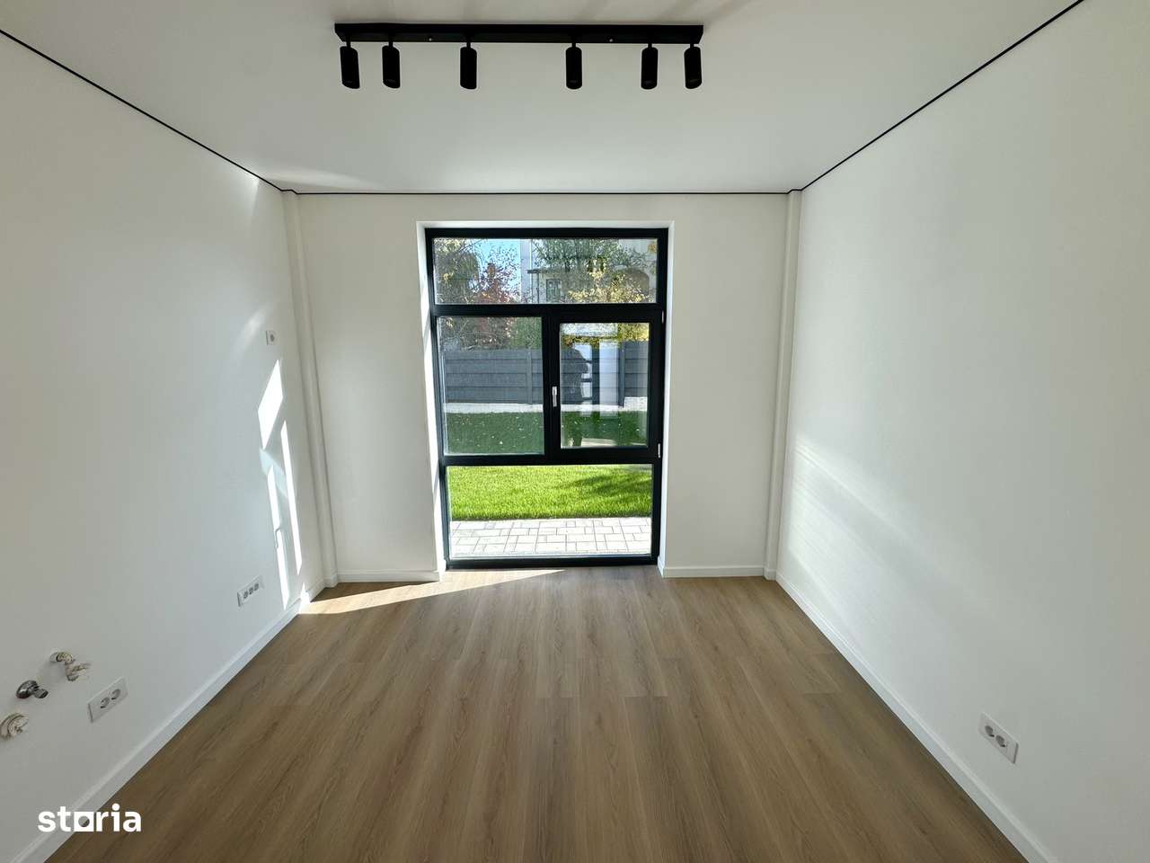 ASFALT! CANALIZARE! GAZON! Incalz in pard! Vila 4 camere, Bucium-Visan - Imagine principală: 5/12