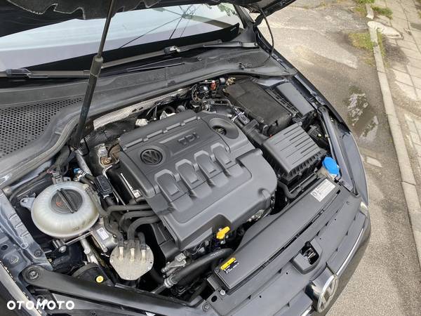 Volkswagen Golf 1.6 TDI BlueMotion Technology DSG Lounge - 32