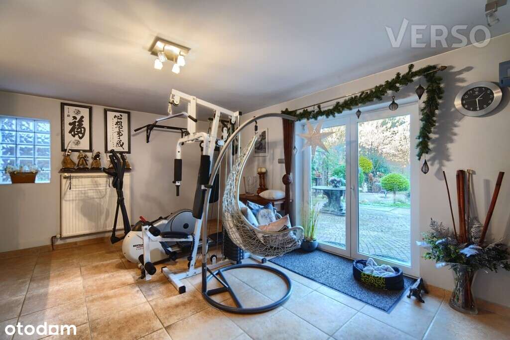 Dom z bajecznym ogrodem-12