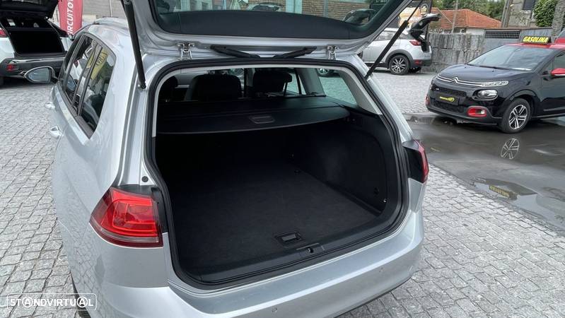 VW Golf Variant 1.6 TDi GPS Edition - 21