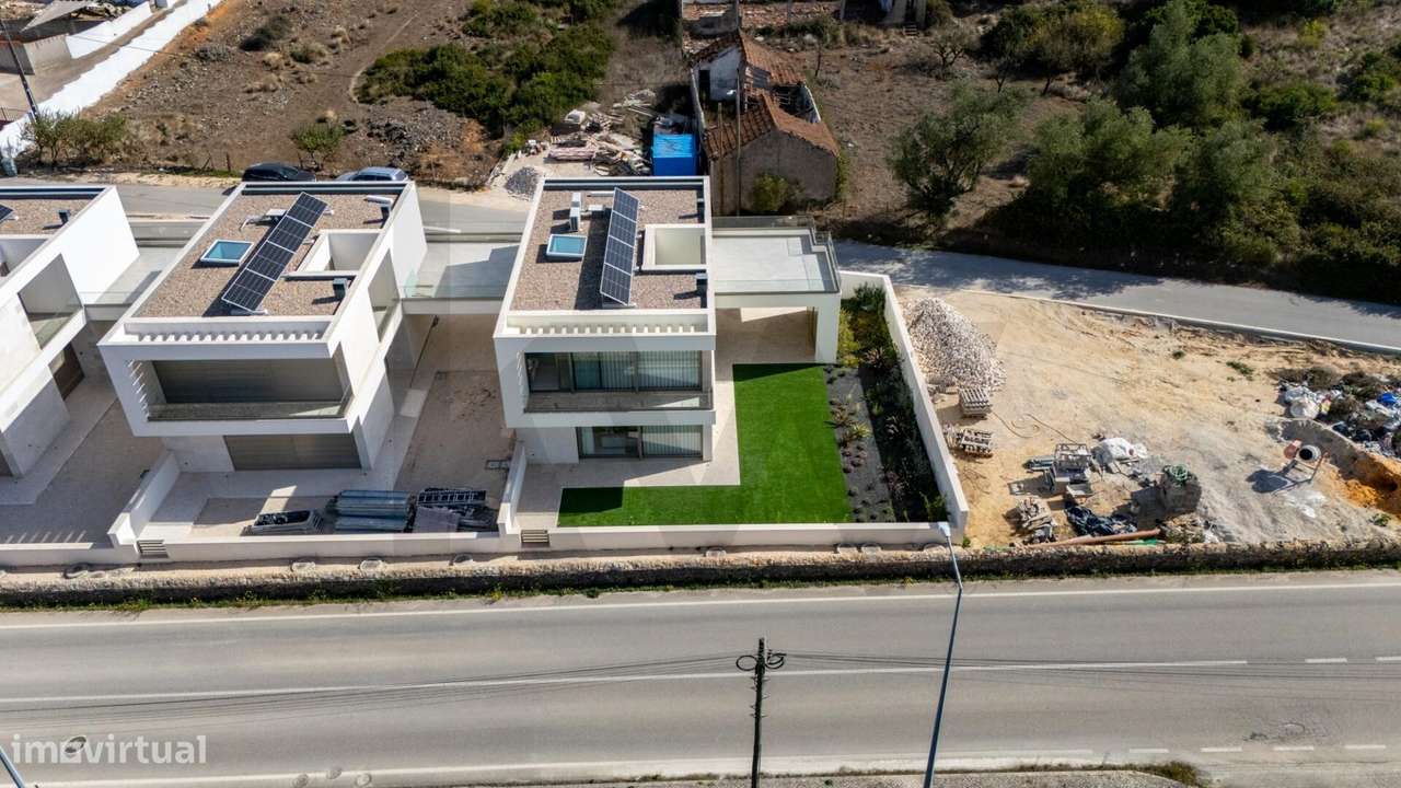 Moradias de Luxo Junto ao Muro da Real Estrada D. Maria I - Grande imagem: 5/47