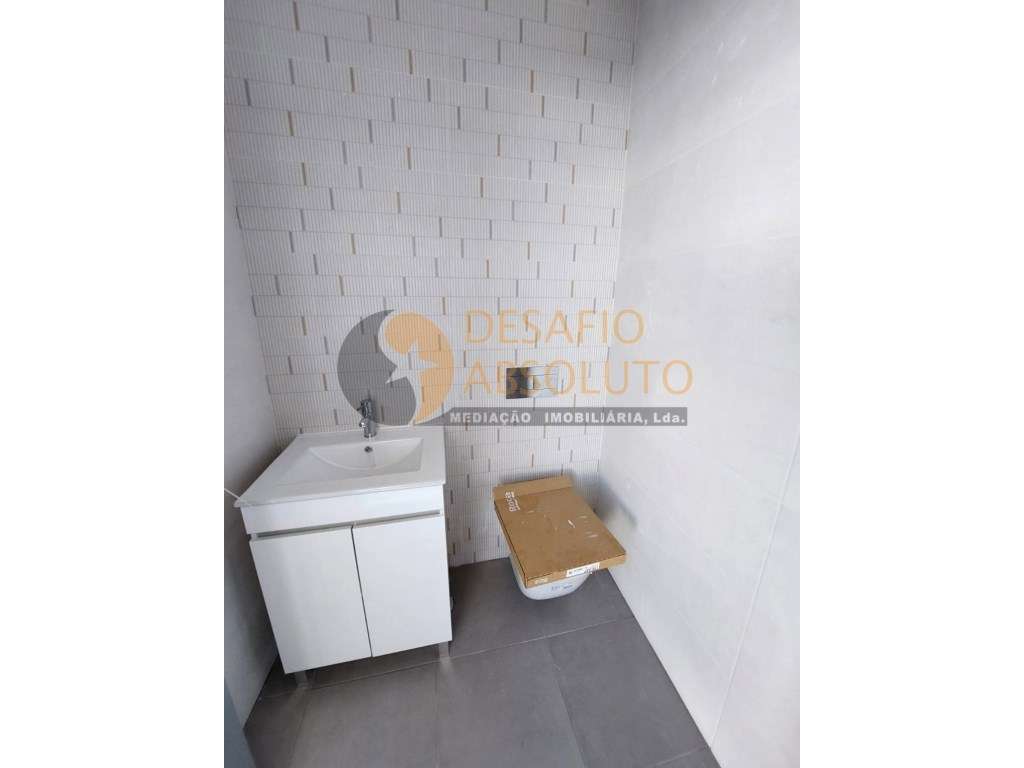 Moradia Isolada T4 C/ Piscina e Garagem - Brejos de Azeitão-31