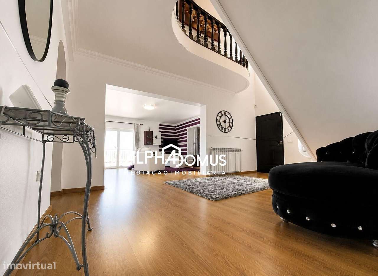 Moradia T4 com Terreno de 900 m2 e Garagem em Andrinos, Leiria-5