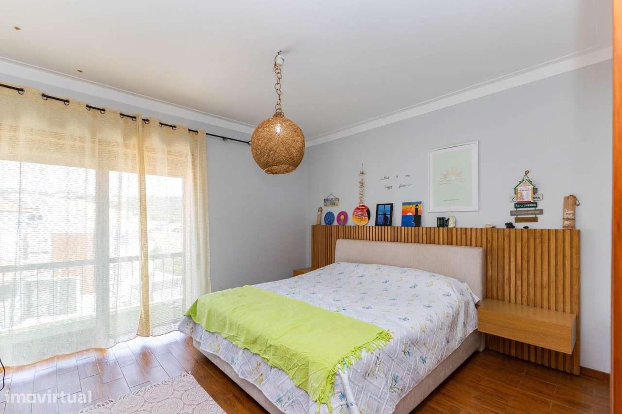 Moradia T3+1 Renovada em Fânzeres (Seixo).Garagem, Jardim e...-15