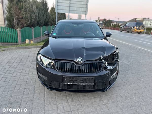 Skoda Octavia 2.0 TSI RS - 8