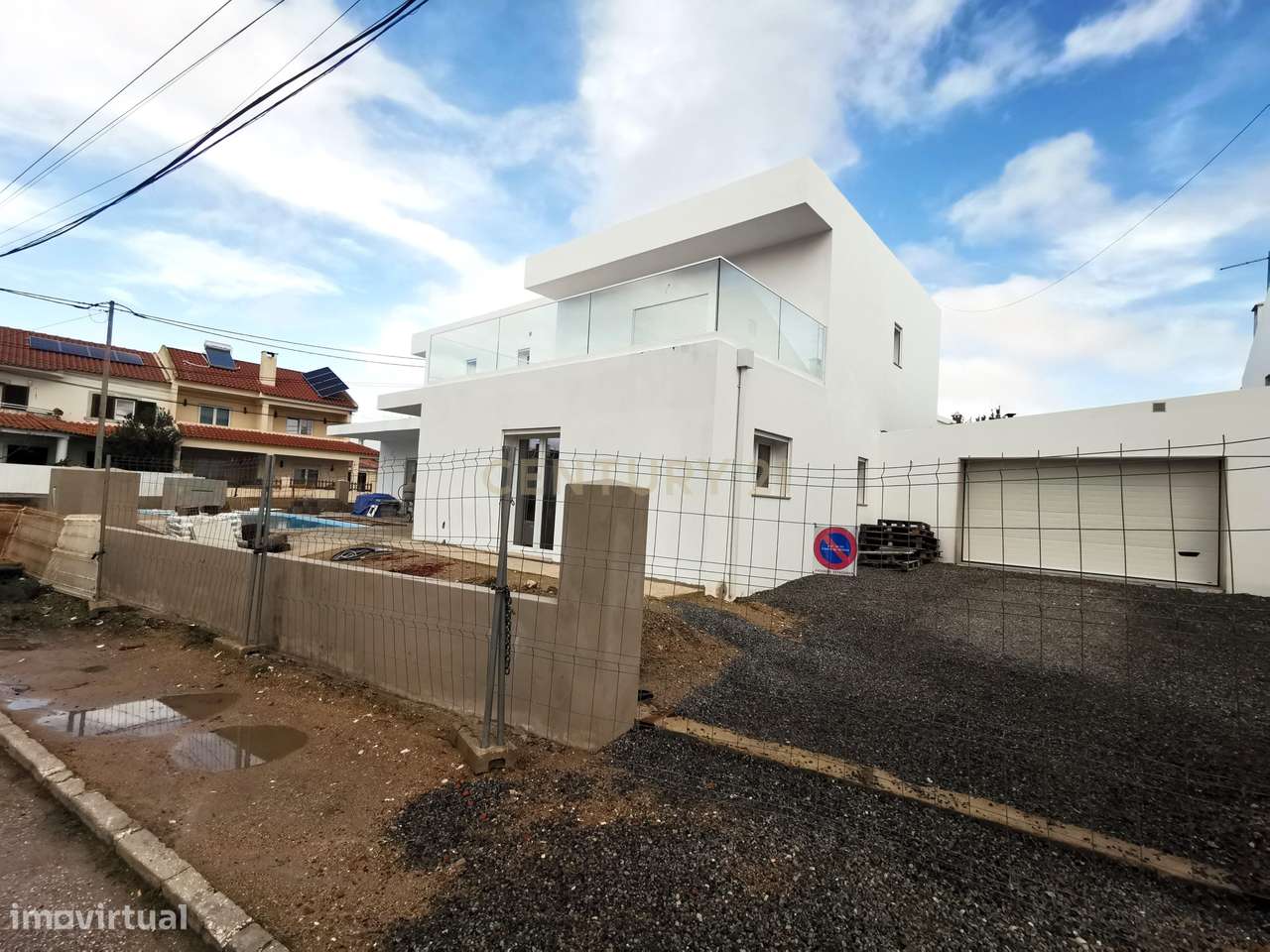 Moradia nova T4 - 3 suites - Charneca de Caparica com piscina, a 500 m - Grande imagem: 4/60