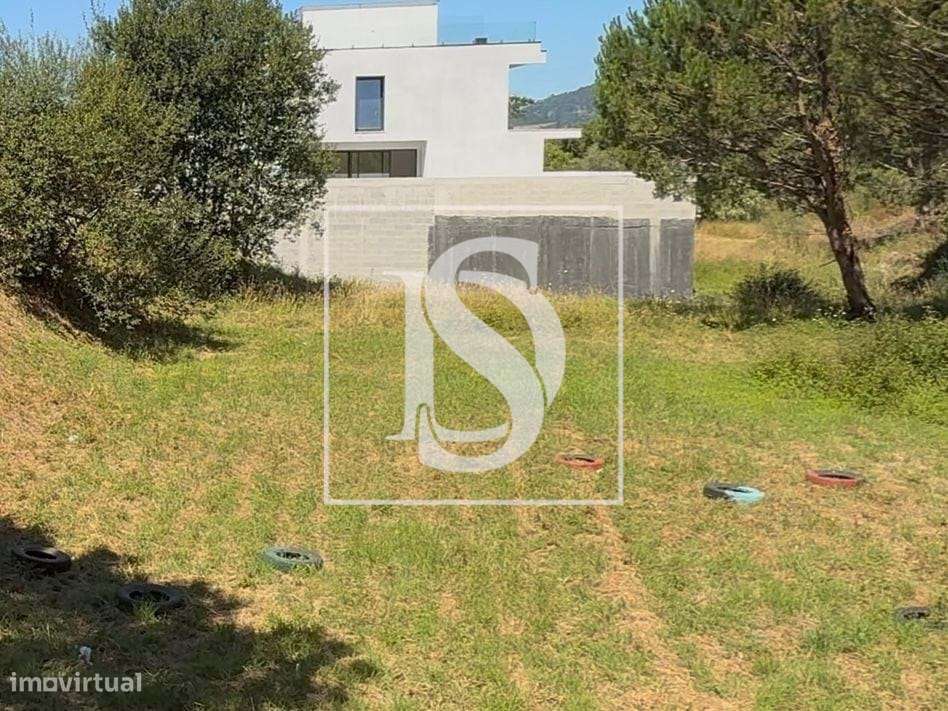 Terreno para construção de moradia em banda em Darque - Grande imagem: 2/10