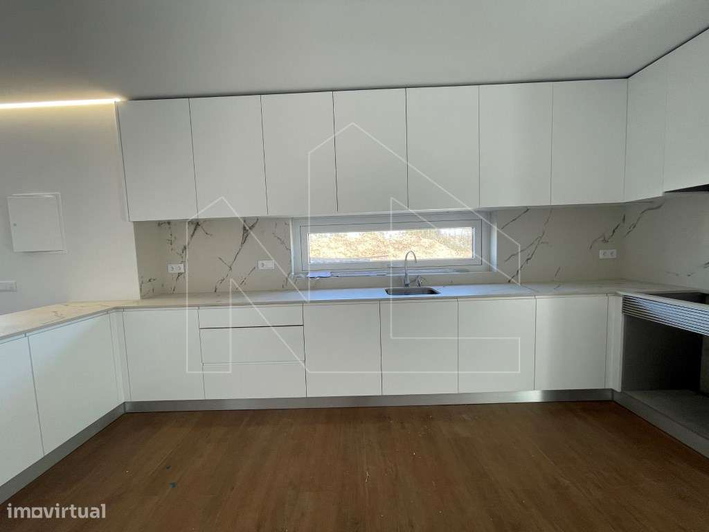 Moradia T4 - Aveiro - Grande imagem: 5/21