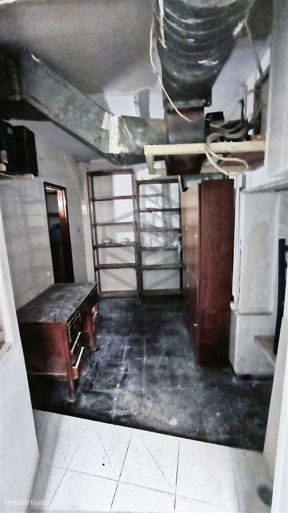 Loja  Venda em São Vicente,Lisboa-38