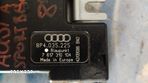 WZMACNIACZ ANTENOWY 8P4035225 AUDI A3 - 2