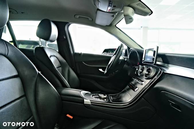 Mercedes-Benz GLC 220 d 4-Matic - 16