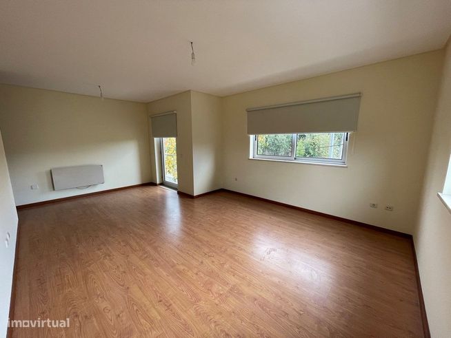 Apartamento T3 com garagem dupla – São Bernardo-19