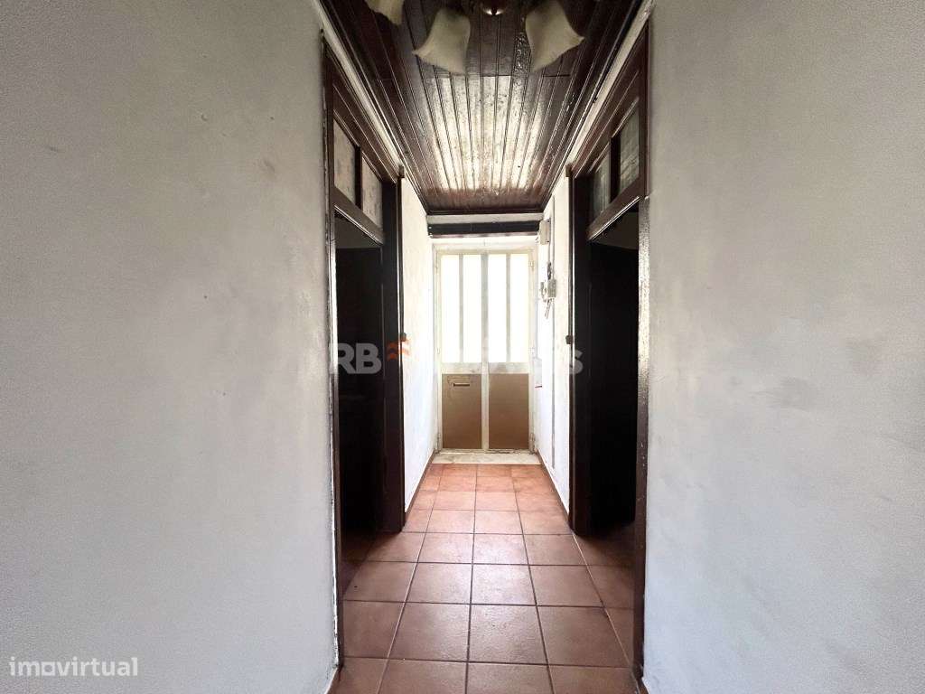 Moradia Geminada T3 com espaço exterior no centro de Torres Novas - Grande imagem: 5/26