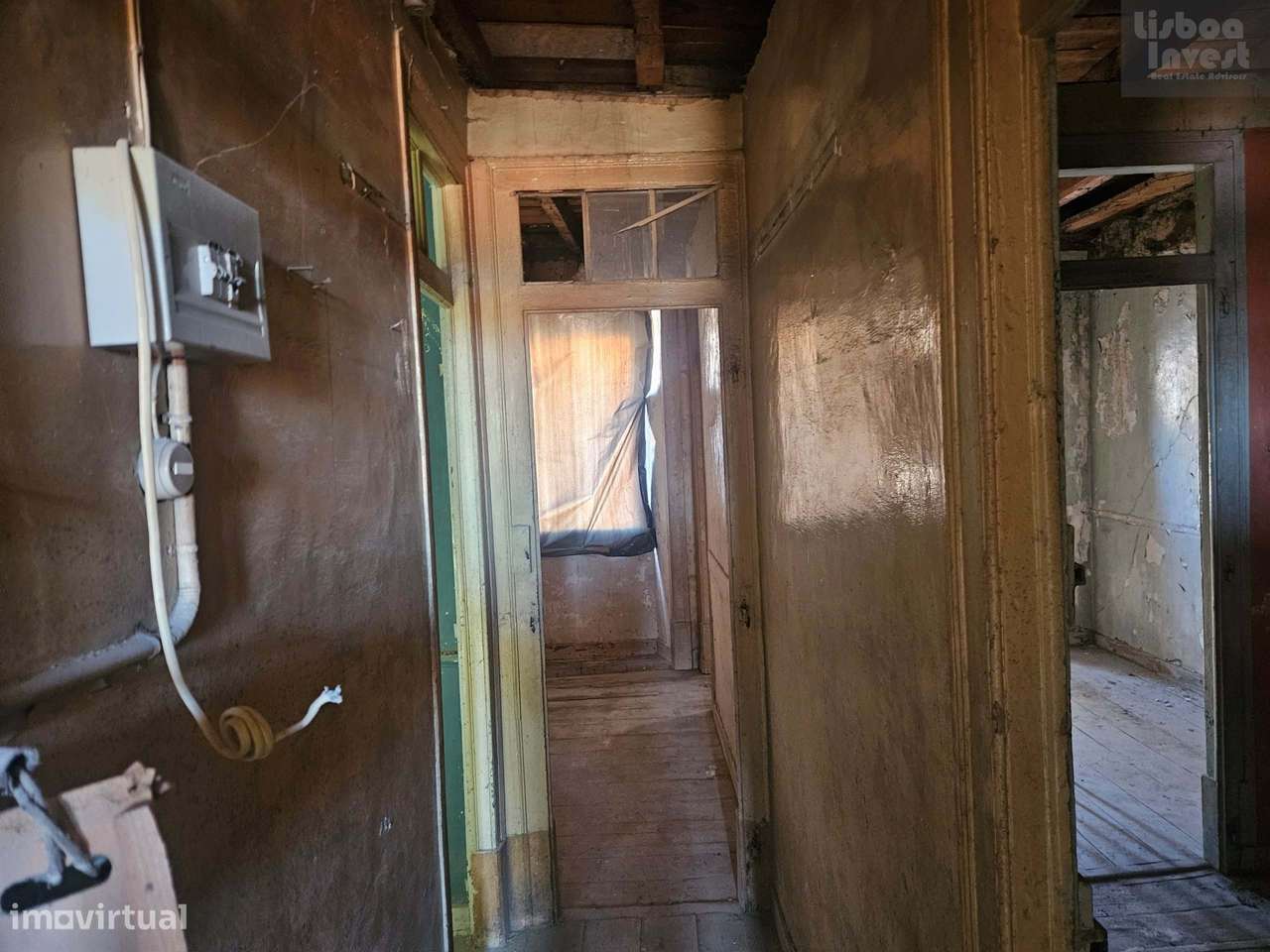 Vendo T2 para remodelação em predio totalmente remodelado-27