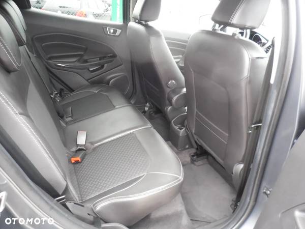 Ford EcoSport 1.5 TDCi TITANIUM - 12