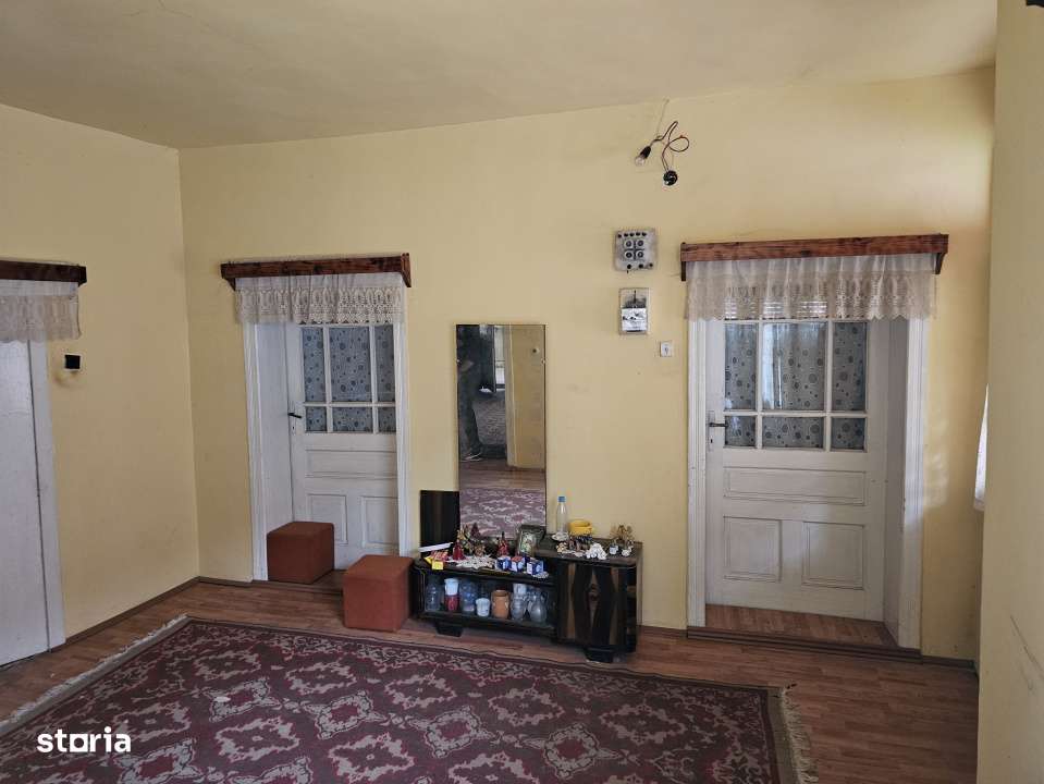 Casa de vacanta cu 4 camere in localitatea Izbuc, judetul Bihor - Imagine principală: 5/9