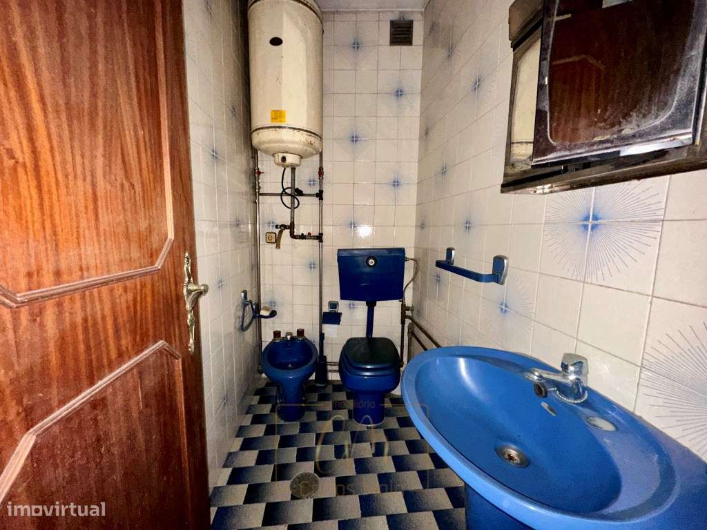 Moradia T4 c/Garagem junto ao rio-11