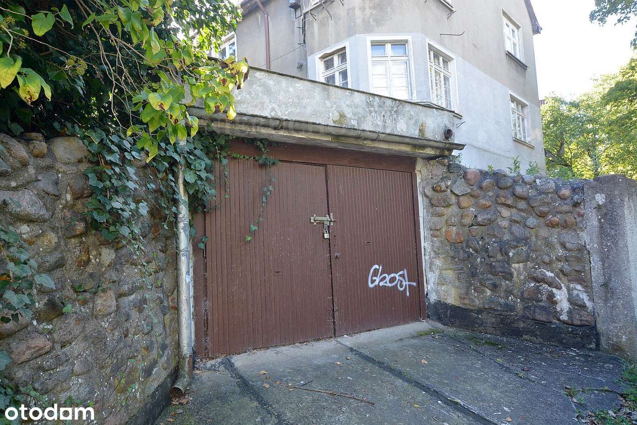 Parter dwurodzinnej kamienicy z garażem-14