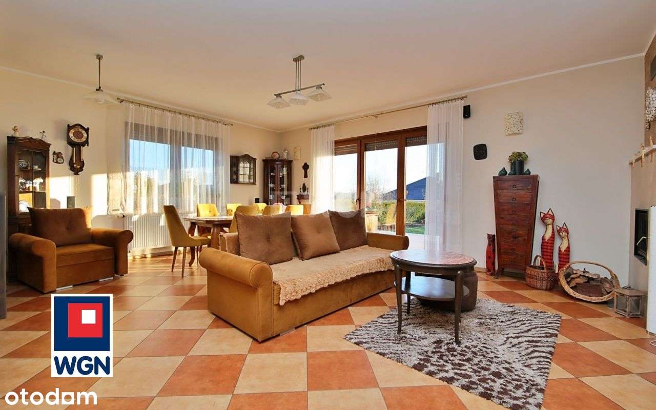 Komfortowy dom z garażem i tarasem | Wawrów - Pełny obrazek: 4/19