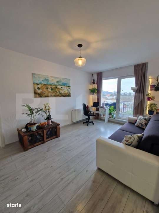 Apartament 2 camere, semidecomandat, garaj, zona Poligon ! - Imagine principală: 3/6