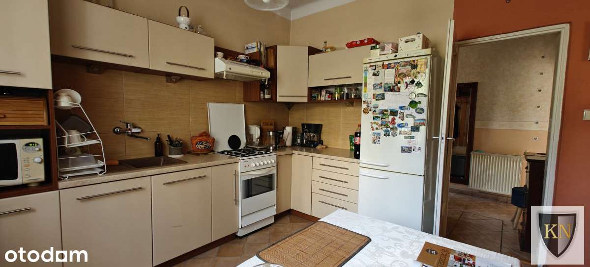 Dom do własnej aranżacji z możliwością dochodu.-0