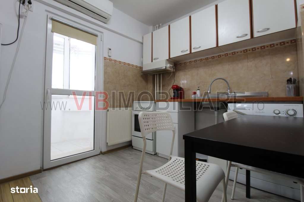 Calea Calarasilor - Piata Muncii - 2 balcoane - bloc mixt - Imagine principală: 3/12