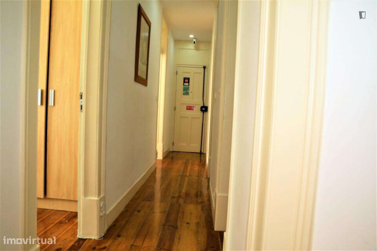 Quarto - localizado em Arroios Lisbon - Grande imagem: 1/10