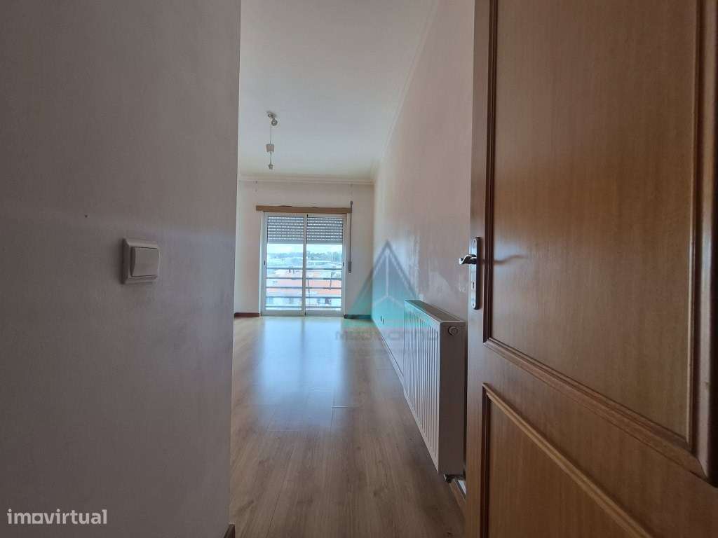 Apartamento T2 em Qta Vale Flor de Baixo, Feijó-5