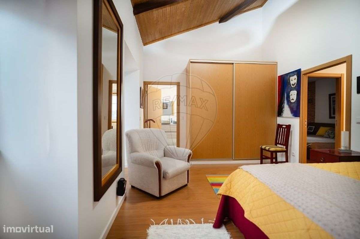 Moradia T5 para venda-6