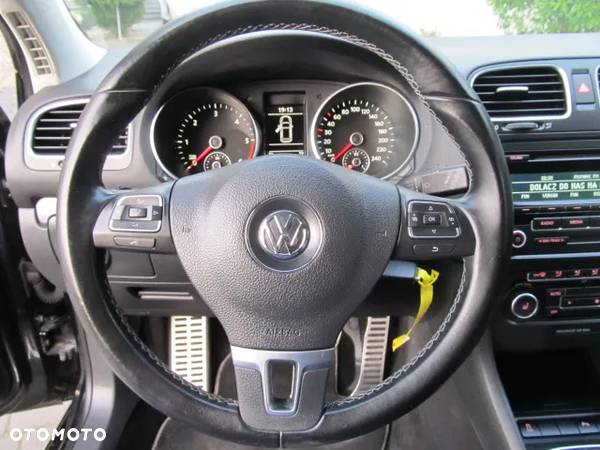 Volkswagen Golf 1.6 TDI DPF BlueMotion Technology Style - 22