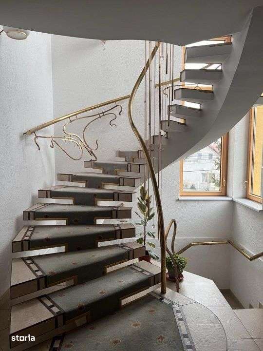 Vila de inchiriat, 465mp, zona Gruia - Imagine principală: 5/10