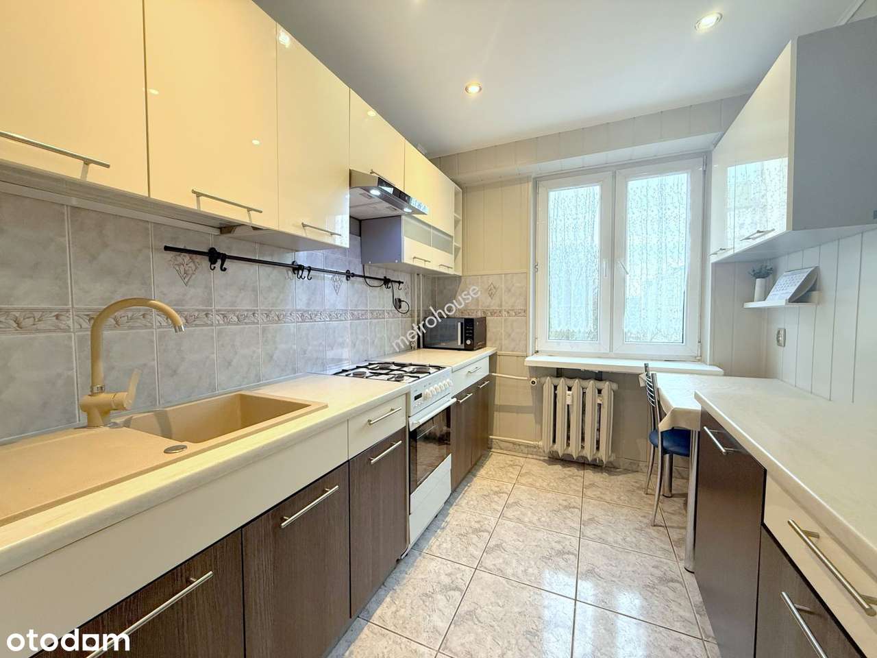 Mieszkanie z dużym balkonem i miejscem postojowym - Pełny obrazek: 5/13