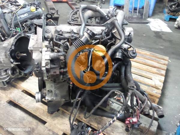 Motor F9Q800 RENAULT MEGANE II A TROIS - 4