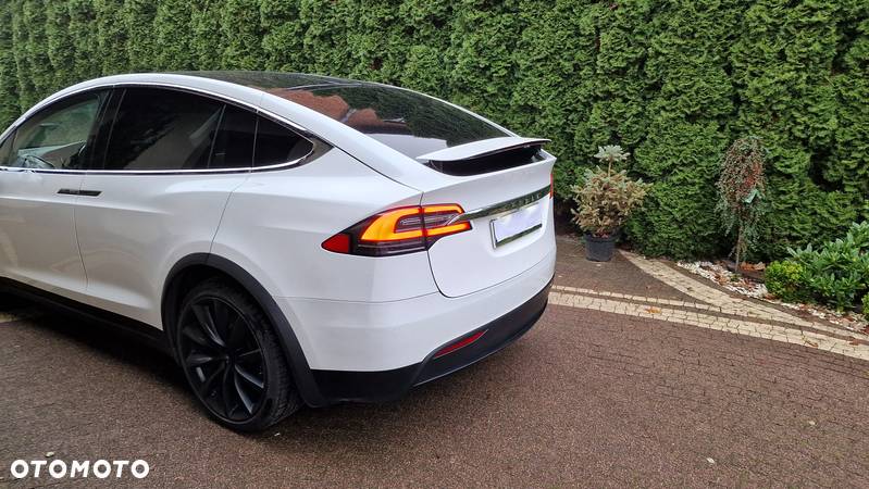 Tesla Model X Long Range Plus - 7