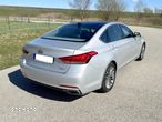 Hyundai Genesis 3.8 V6 GDI - 4