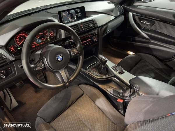 BMW 320 d Touring Pack M - 23