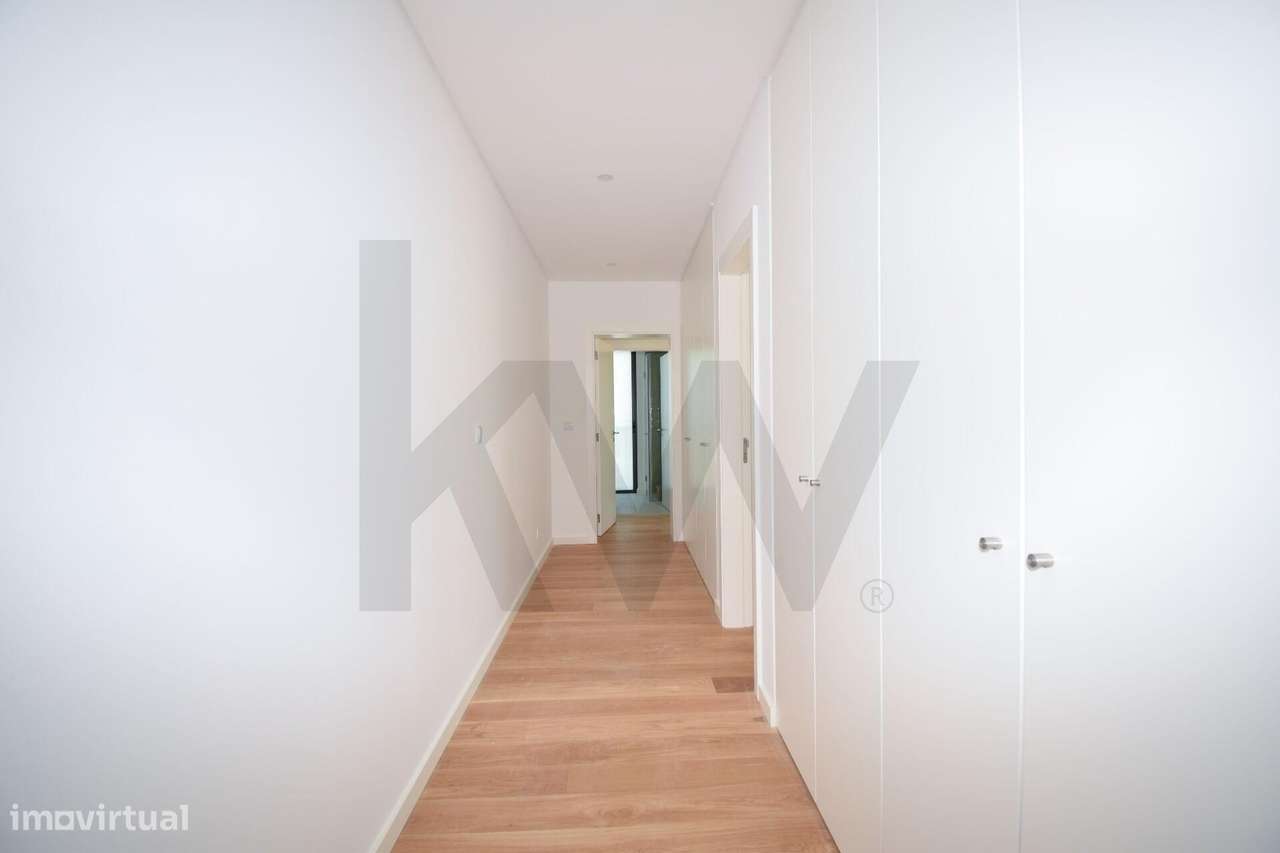 Moradia Contemporânea T5 no Oeiras Golf & Residence-27