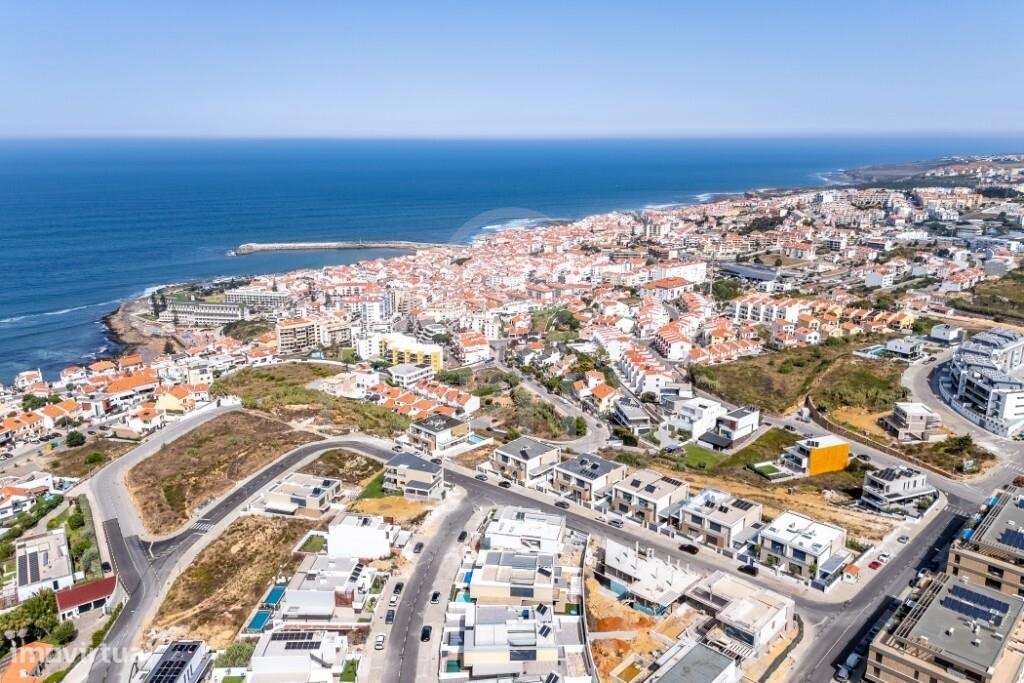 Moradia T4 de Luxo com Vista Mar: O Seu Refúgio Na Ericeira!-17