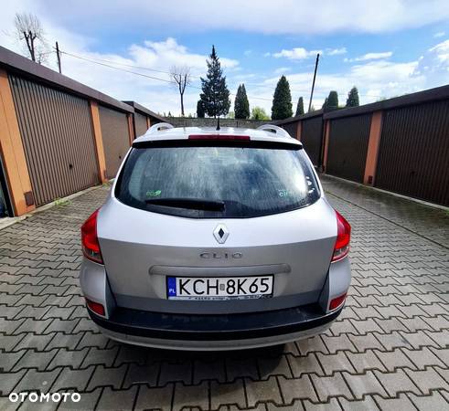 Renault Clio 1.5 dCi Authentique - 7