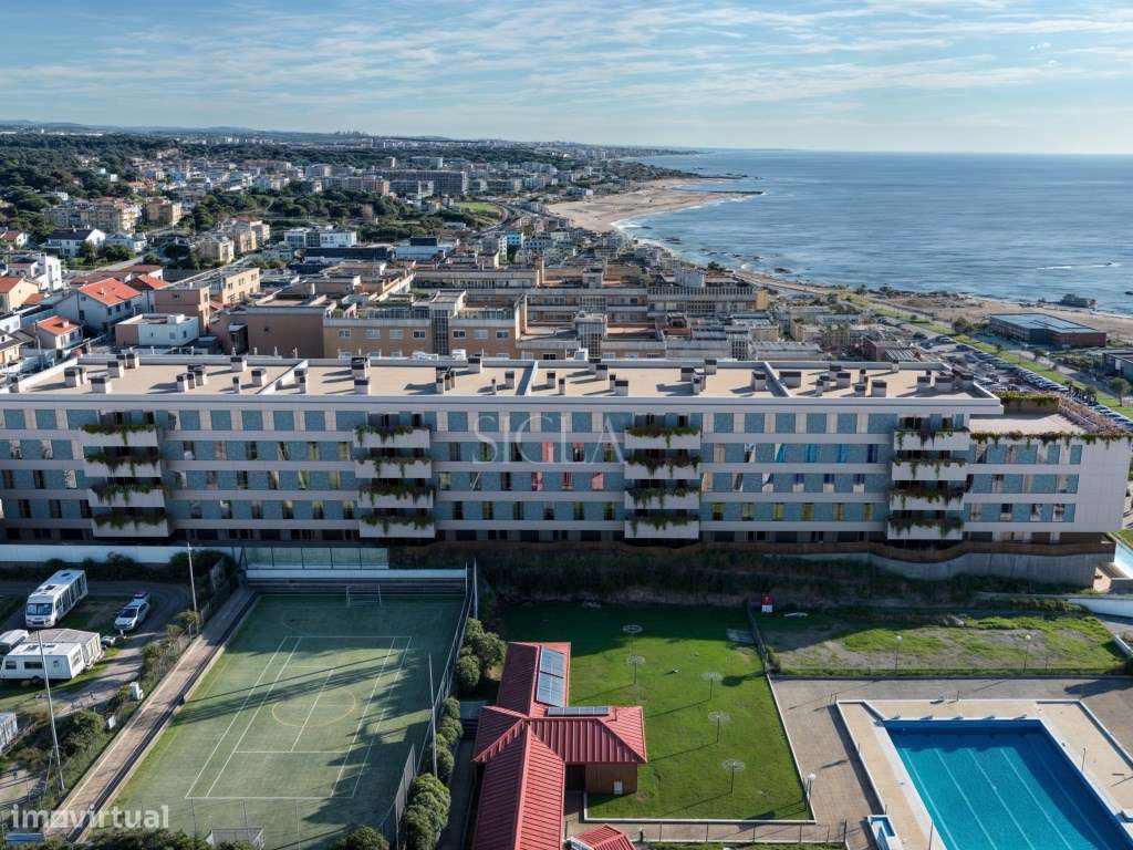 T1 em Primeira Linha de Mar-37