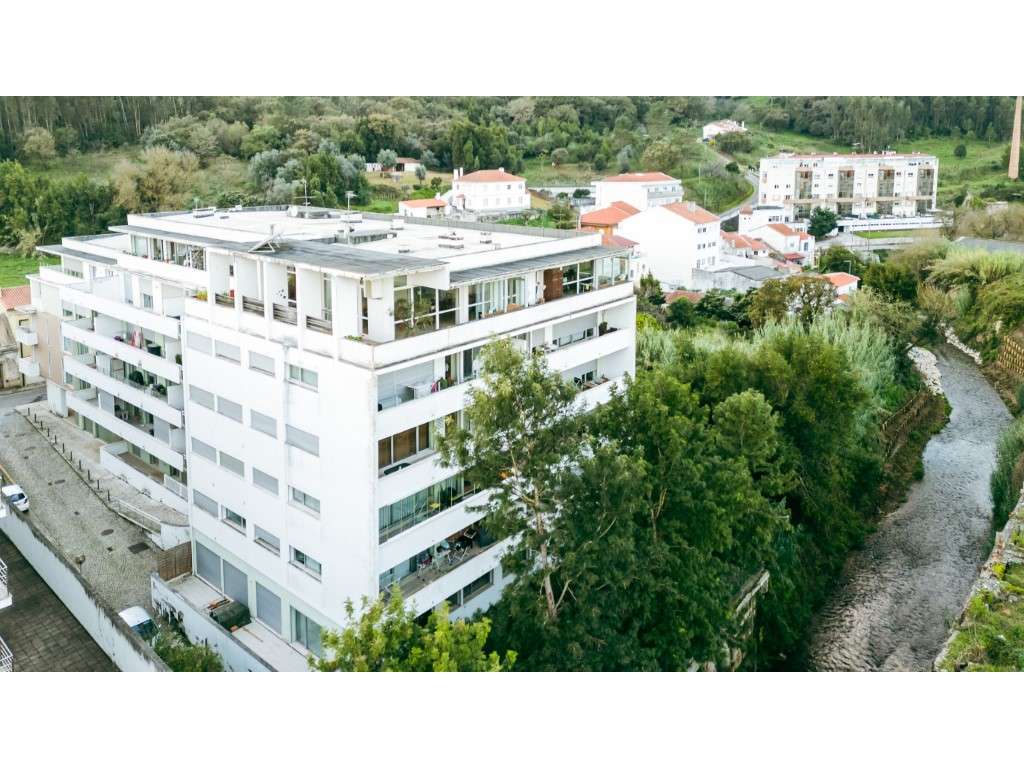 Apartamento T3 no Centro Histórico de Alcobaça-34