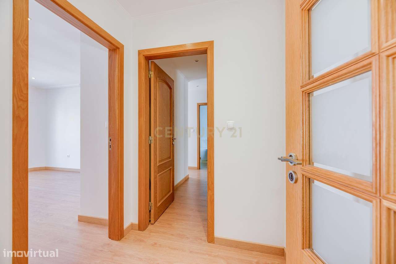 T3 moderno único na urbanização da Anta-17