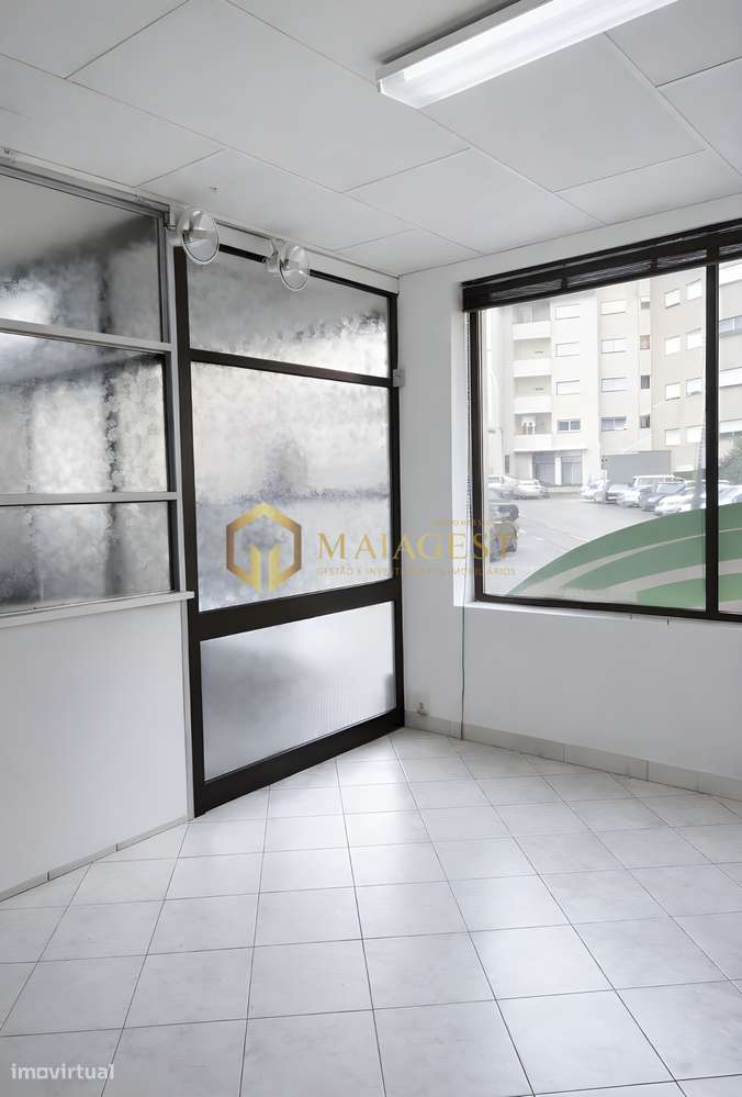 Espaço Comercial para Arrendamento em Valongo - Grande imagem: 2/9
