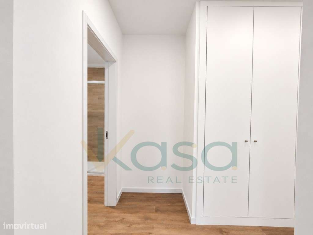 T2 totalmente remodelado e equipado no Lavradio | 83 m² | 265.500 €-5