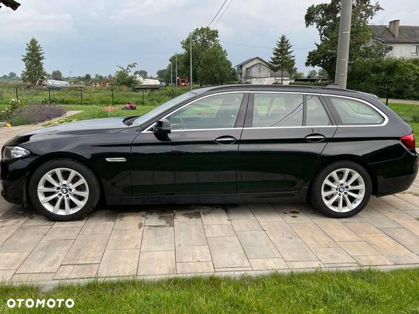 BMW Seria 5 520d Touring Luxury Line - 3