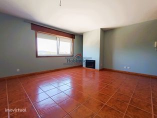 Apartamento T2 em Gandra Paredes próx. do CESPU, c/ lugar...