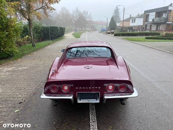 Chevrolet Corvette - 6